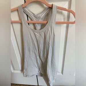 White lululemon tank top